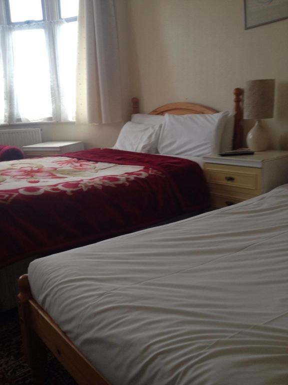Harrow Bed & Breakfast Harrow kerület Szoba fotó